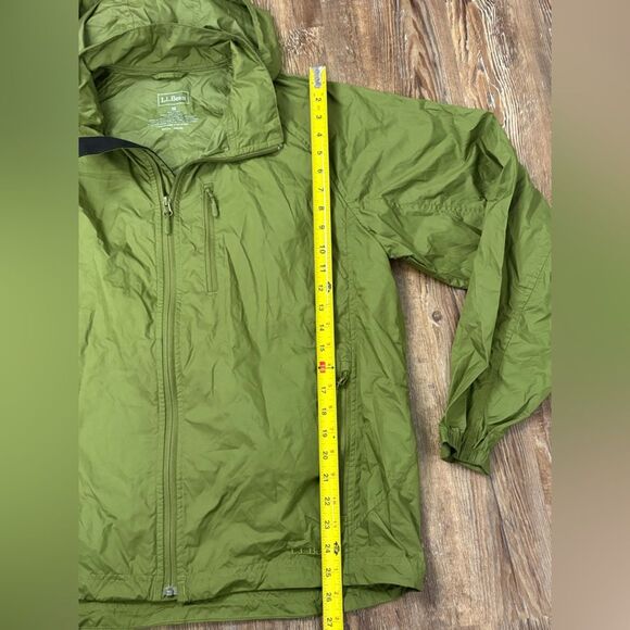 L.L. Bean Green Casco Bay Windbreaker Sip Up Size Medium Outdoor Lightweight - Picture 7 of 8